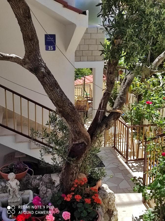 Apartment Topic Башка-Вода Екстер'єр фото