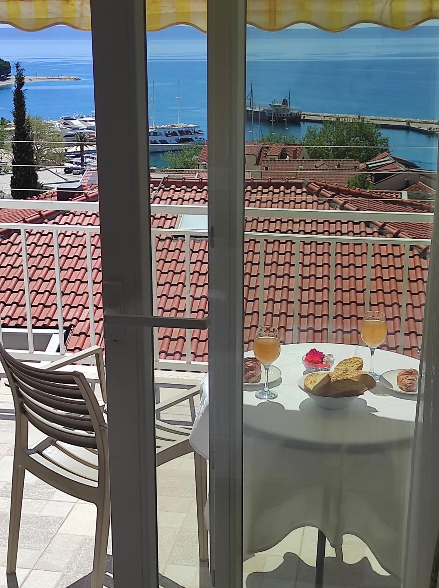 Apartment Topic Башка-Вода Екстер'єр фото