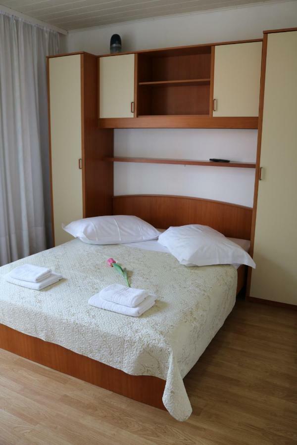Apartment Topic Башка-Вода Екстер'єр фото
